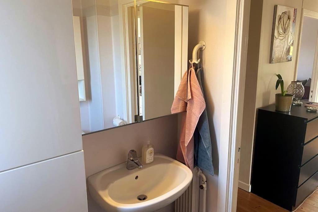 Apartment Laegenhet Pa 78 Kvm 3 Rok I